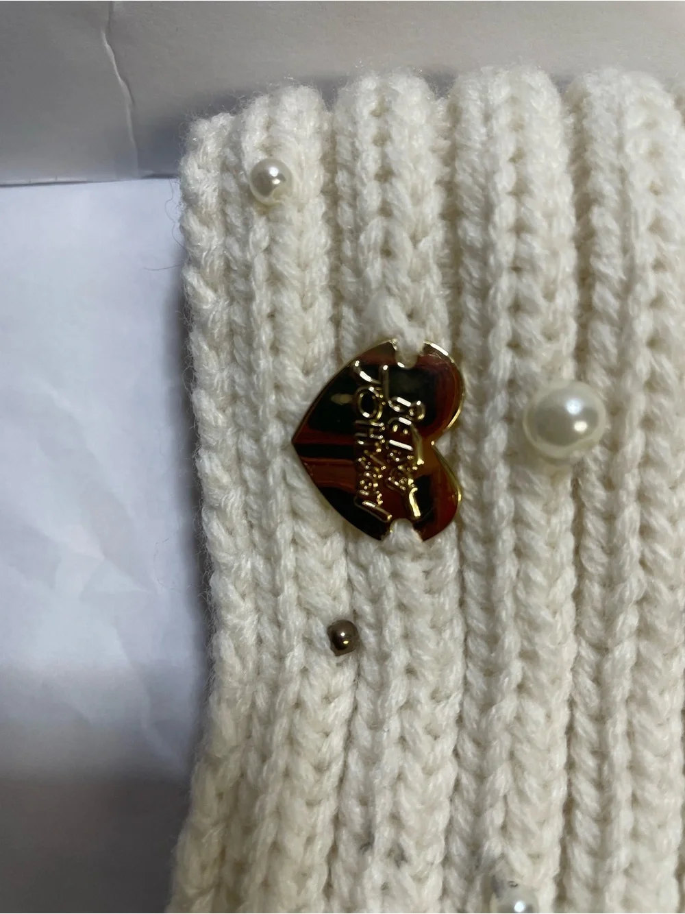 Betsey Johnson Cream Knit Infinity Scarf Pearl Accent Women’s One Size